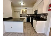 $1200 : Standard 2beds 1baths thumbnail