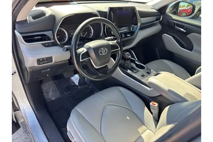 $36988 : Toyota Highlander 2024 image 10