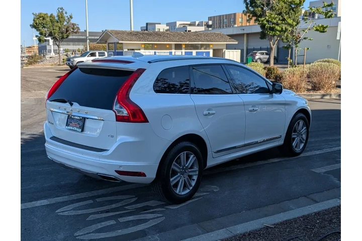 $14988 : 2017 XC60 Inscription image 5