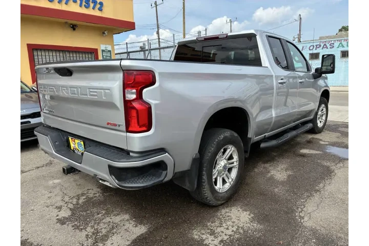 $28995 : 2020 Silverado 1500 RST image 5