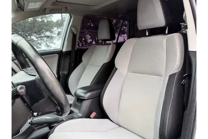 $17997 : Toyota RAV4 2017 XLE 4dr SUV image 7