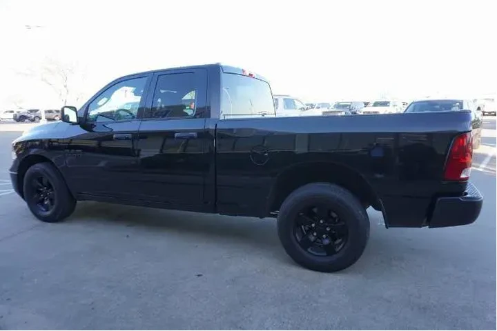 $24988 : Ram 1500 Classic 2022 4x2 Tr image 4