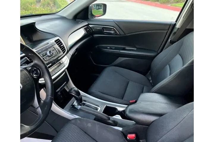 $4000 : Honda Accord 2015 image 7