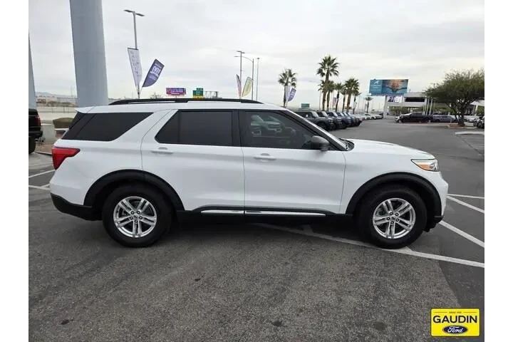 $25563 : Ford Explorer 2021 XLT 4dr S image 8