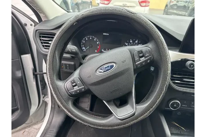 $17273 : Ford Escape 2022 SE 4dr SUV image 9