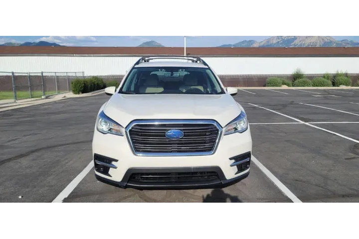 $25300 : 2022 Ascent Premium 7-Passeng image 4