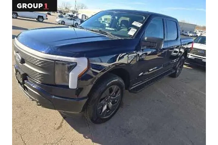 $38792 : Ford F-150 Lightning 2024 AW image 1