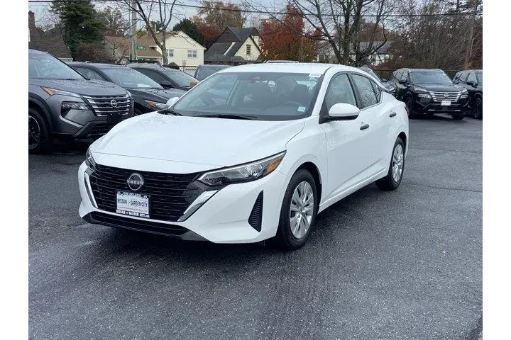 $16747 : Nissan Sentra 2025 S 4dr Sed image 7