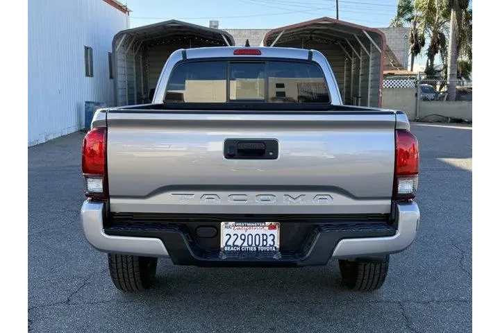 $22834 : Toyota Tacoma 2020 4x2 SR5 4 image 10