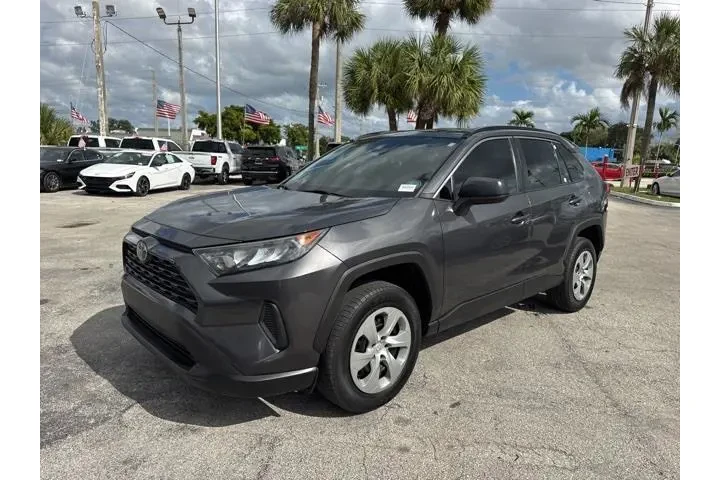 $16988 : Toyota RAV4 2019 LE 4dr SUV image 7