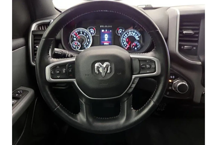 $33998 : Ram 1500 2023 4x4 Big Horn 4 image 10