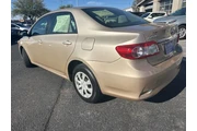 2011 Corolla LE thumbnail