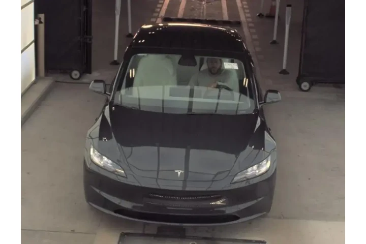 $30990 : Tesla Model 3 2024 Long Rang image 2