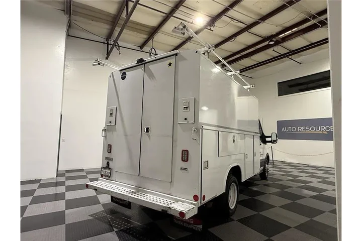 $21087 : Transit Chassis 2019 image 4