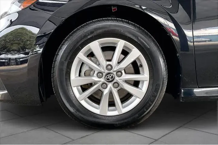 $25225 : Toyota Camry 2025 SE 4dr Sed image 10