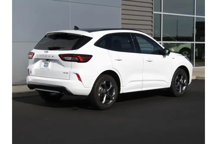$24999 : Ford Escape 2023 AWD ST-Line image 7