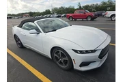 $27790 : Ford Mustang 2024 EcoBoost 2 thumbnail