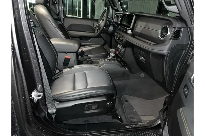 $39471 : Jeep Wrangler 2024 4x4 Sahar image 9