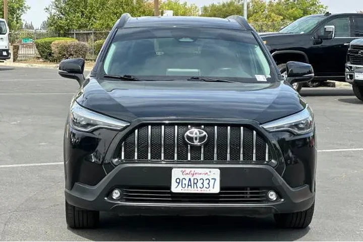 $21000 : Toyota Corolla Cross 2023 AW image 10