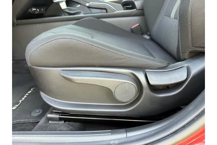 $19999 : Hyundai ELANTRA 2024 SE 4dr image 10