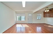 $1950 : 2Bedroom Apt in Vermont Ave thumbnail