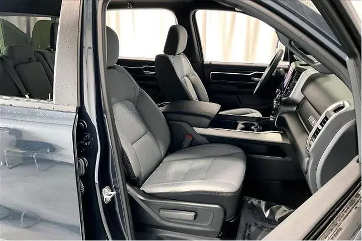 $39991 : Ram 1500 2025 4x2 Lone Star image 6