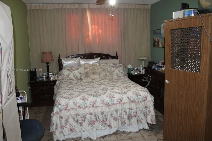$193000 : Apartment for Sale 1/1 image 10