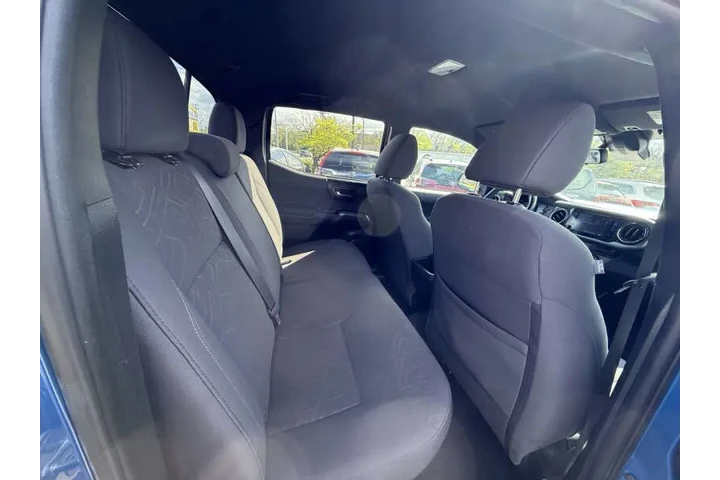 $27495 : 2018 Tacoma TRD Sport image 8
