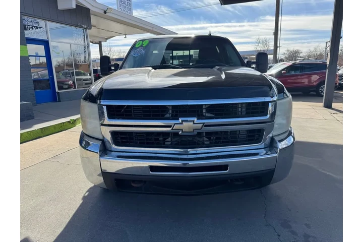 2009 Silverado 2500HD LT1 Cre image 2