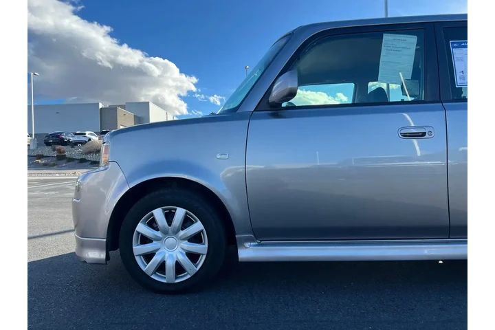 $6000 : Scion xB 2005 4dr Wagon image 9
