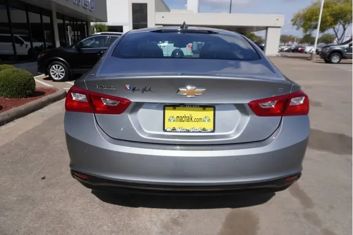 $18988 : Chevrolet Malibu 2024 LT 4dr image 5