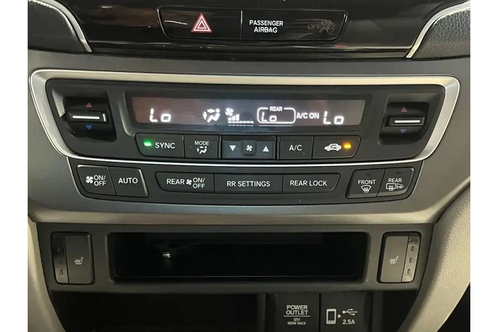 $28500 : Honda Pilot 2022 AWD EX-L 4d image 7