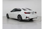 $26998 : BMW 3 Series 2022 330i 4dr S thumbnail