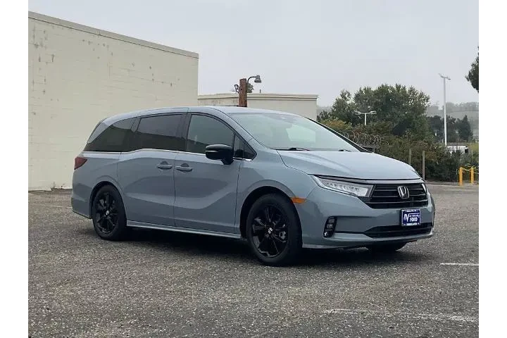 $45888 : Honda Odyssey 2023 Sport 4dr image 8