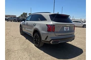 $30995 : Kia Sorento 2023 AWD SX 4dr thumbnail