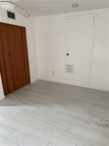 $1500 : Apartment For Rent image 2