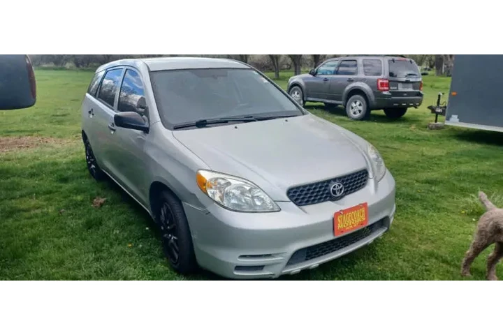 $5495 : 2003 Matrix image 5