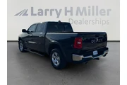 $39908 : Ram 1500 2025 4x4 Big Horn 4 thumbnail