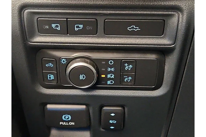 $32998 : Ford F-150 2021 4x4 Lariat 4 image 5