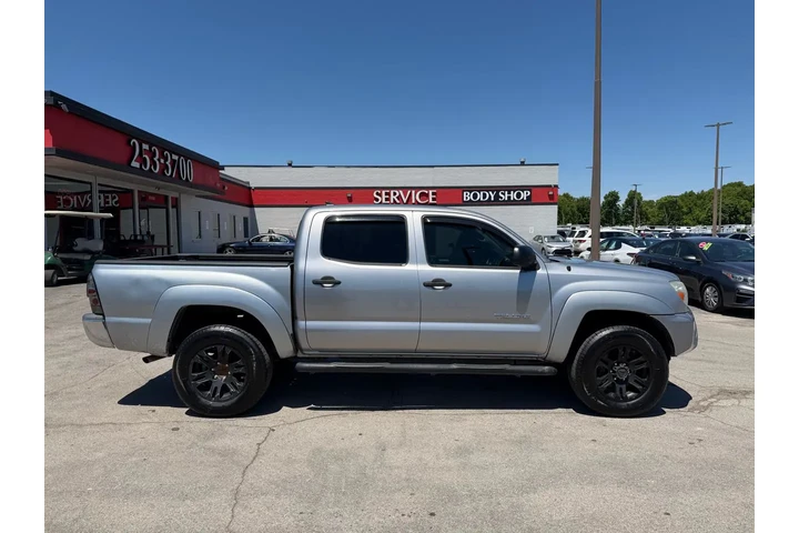 $14980 : 2015 Tacoma Double Cab AT Pre image 1