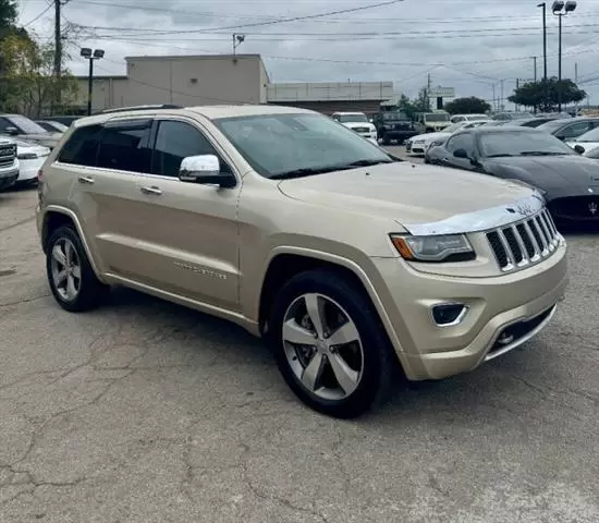 $8900 : 2014 Grand Cherokee Overland image 2