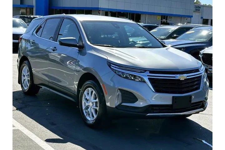 $23999 : Chevrolet Equinox 2023 4x4 L image 5
