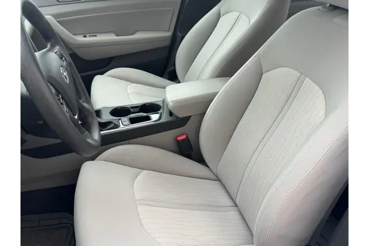 $11781 : Hyundai SONATA Hybrid 2017 S image 9