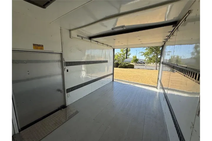 $19989 : Sprinter 2011 image 8