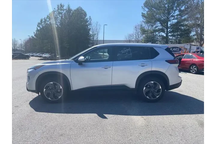 $20920 : Nissan Rogue 2025 SV 4dr Cro image 3