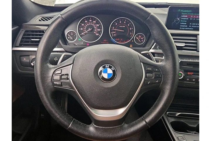 $15998 : BMW 3 Series 2016 AWD 328i x image 10
