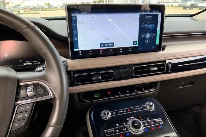 $22751 : Lincoln Nautilus 2021 Reserv image 7