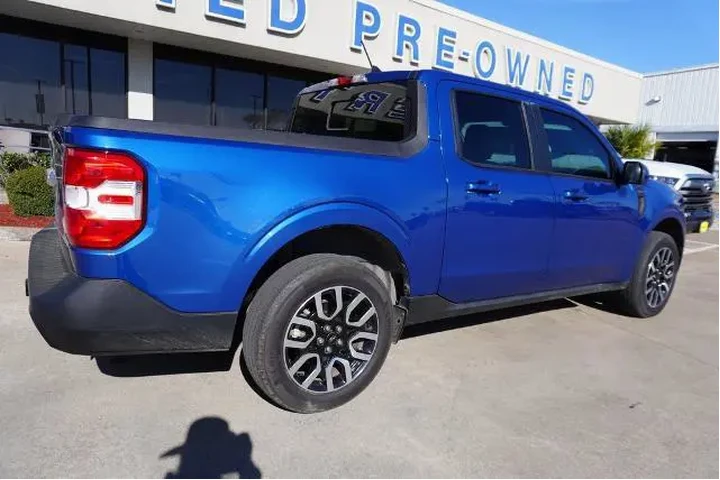 $31888 : Ford Maverick 2023 Lariat 4d image 6
