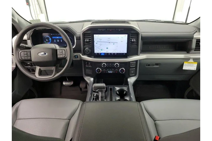 $39998 : Ford F-150 Lightning 2023 AW image 9