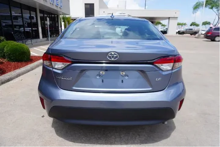 $21988 : Toyota Corolla 2024 LE 4dr S image 5